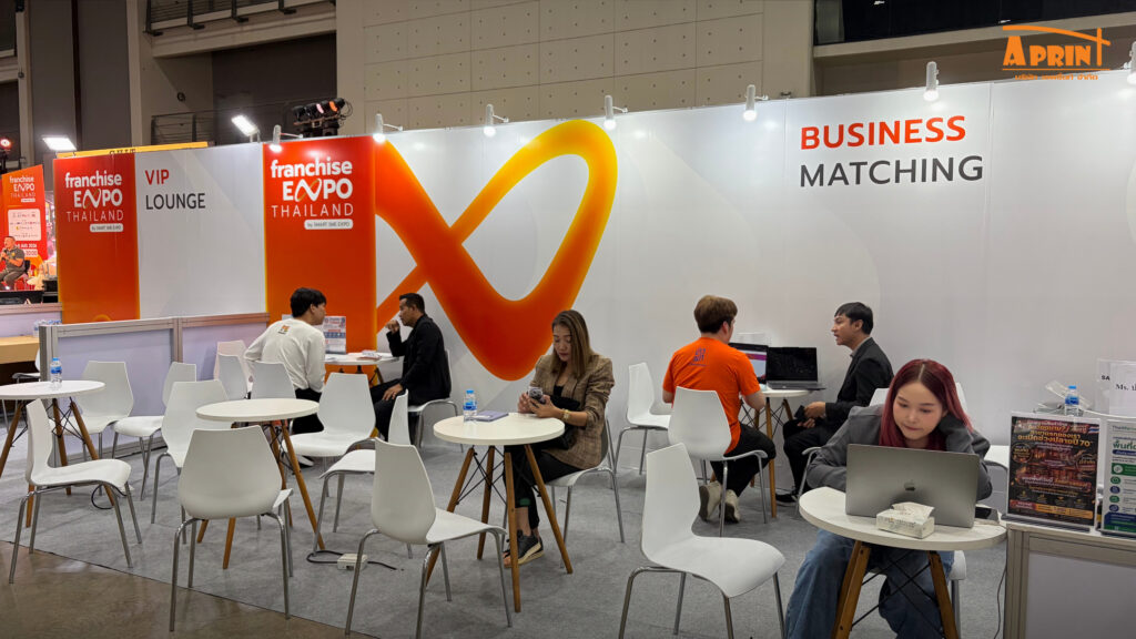 Backdrop PP Board สำหรับพื้นที่ Business Matching และ Business Consult ในงาน Franchise Expo Thailand พร้อมสื่อประชาสัมพันธ์และจุดให้คำปรึกษา